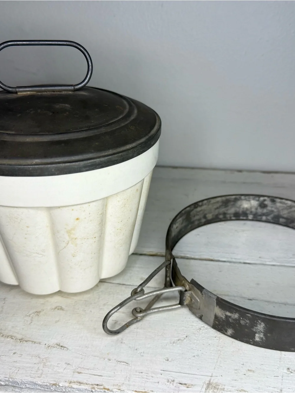 Antique Creamy White German Steam Pudding Mold w/ Tin Lid & Side Locking Latch